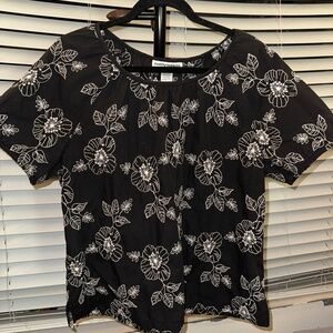 Cathy Daniel’s embroidered blouse XL